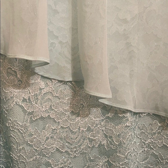 Dress - Picture 2 of 5